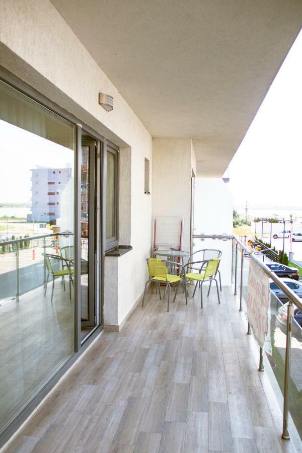 Bright Apartments Mamaia Nord Eksteriør billede